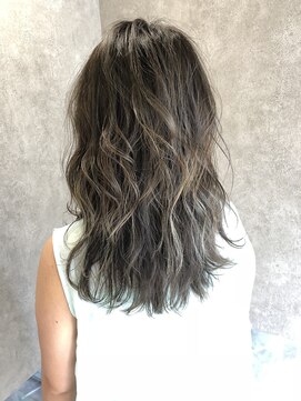 ラビマーニ(Labimani) 【Labimani】最新のアディクシーカラーで作る外国人風カラー