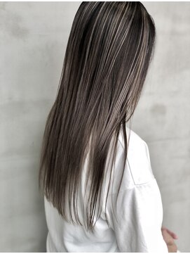 リリ(Riri) ブランドバレイヤージュ