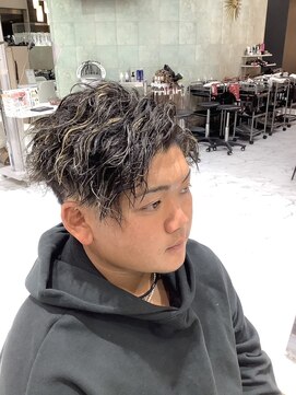 ハーツヘアーズ 五日市店(HEARTS hair's) ツイストパーマ&ハイライト