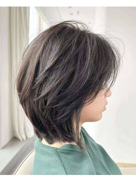 アイシス(I sis) レイヤーボブ