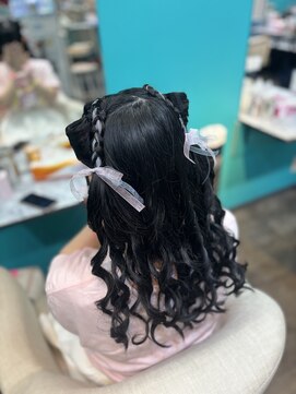 リエラ 新宿(RIERA) リボン編み上げ×猫耳ヘア