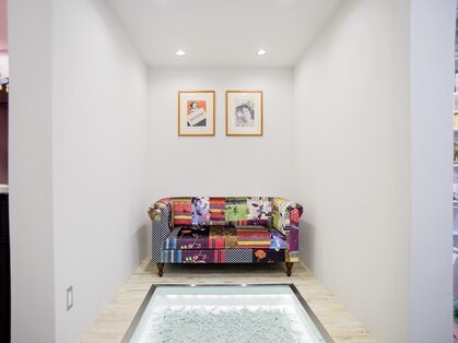 アンヘアー(UNHAIR by shiomiH)の写真