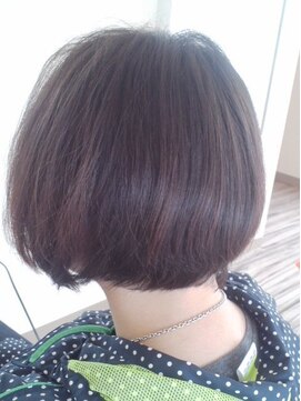 ペポニ(peponi) 上品さもおしゃれさも保ちたい、大人に支持されるシンプルボブ