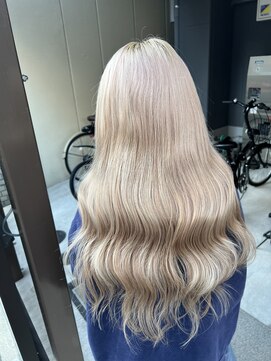 リエコー(RE'ECHO) ホワイトベージュカラー