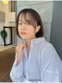 前下がり耳掛けボブ
