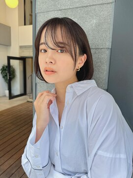 ルービック 梅田茶屋町(Rubik) 前下がり耳掛けボブ