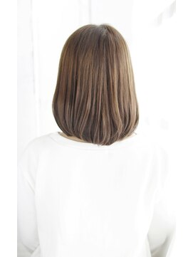 シュシュット(chouchoute) 韓国ボブレイヤーロンググレーベージュ黒髪質改善前髪パーマ/221