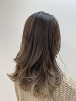 アールモンドヘア新世界 【北見】#レイヤー#ハイライト#ブリーチカラー