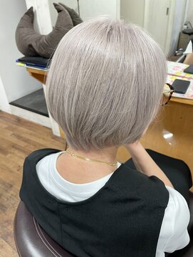 リリス(Ryllis) ホワイトシルバー