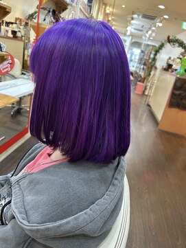 ヘアーデザインルアナ(Hair design Luana.) パープルボブ