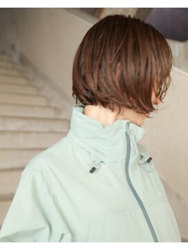 カシェル(cashel) ボブ切りっぱなしヘイリーぷつっと外ハネ顎ラインロブブラウン