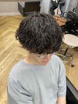 波巻きツイストスパイラルパーマツーブロック刈り上げ