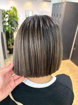 メリー オオサカ(Merly Osaka) mellow greige balayage