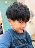 キッズカット☆男の子☆小学生フェザーショート刈り上げマッシュ