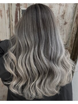 シーバイジェニック(SEA by GENIC) シルバーベージュバレイヤージュ