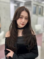 アリュウル 表参道 青山(Allure)&nbsp;ワンカールで盛れるレイヤーカット○伊藤