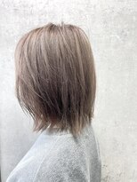 セブンルックス(7LOOKS)&nbsp;透明感ベージュカラー【髪質改善/白髪ぼかし/縮毛矯正/カラー】