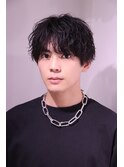 無造作の中に色気を仕込む ラフウェーブ × マッシュショート