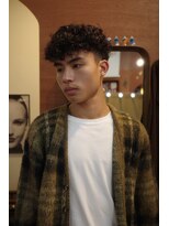 エディ(Edy)&nbsp;メンズスペインカールメンズパーマ刈り上げ外国人風眉毛カット