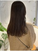 透明感カラーオリーブベージュレイヤーカット