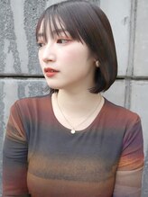 《梅雨時期のうねり・ひろがりに縮毛矯正！》スタイリングを楽に♪ボリュームダウンにも最適です！