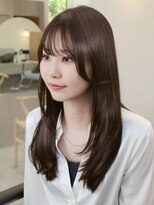 アイエヌジードット(INg.)&nbsp;韓国風シースルーバング×小顔レイヤーロング