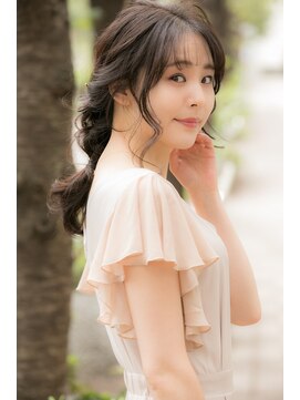 レア 中野(Le'a) Le'a MISAKI【お呼ばれ編みおろしスタイル】