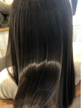 マルルヘアーデザイン(Maururu)の写真/選べる質感トリートメントとナノスチームの力で、驚くほどのツヤ感と自然な指通りが叶う♪