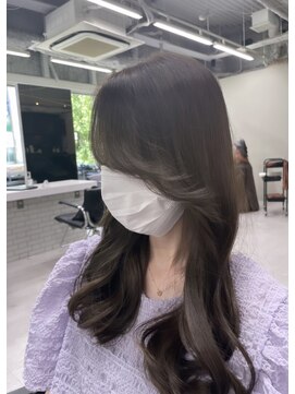 ジーナ 梅田(Zina) オリーブベージュ