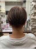 刈り上げ丸みショートボブ