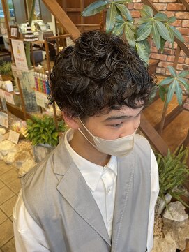 ビハツヤ(BIHATSU-YA) メンズパーマ