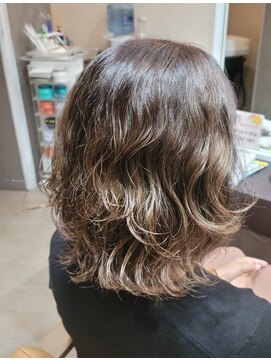ヘアーアンドビューティーショップ エボルティー(hair&beauty shop EvoLuty) ゆるふわパーマ