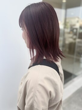 ヒビカ(HIBIKA) 軽めくびれミディアム×チェリーピンク