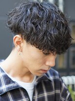 フィフス 栄(fifth)&nbsp;再現性高い波巻きスパイラルパーマ×刈り上げマッシュ