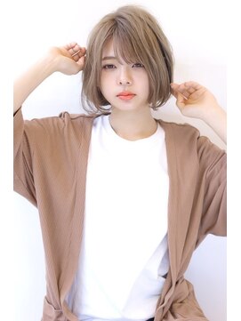 オーロ 緑地公園店(ORO) ローライトフォギーベージュ大人かわいいスリークボブ大人ボブ