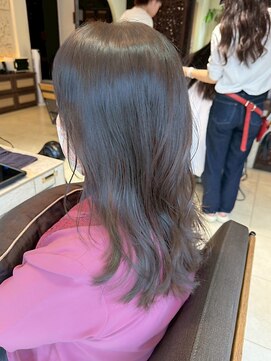 ヘアリゾート粋 ティガ 池袋店(tiga) ロングレイヤー/透明感カラー