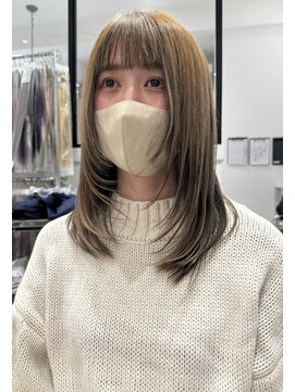 リルウ 阿倍野キューズモール(LILOU) ミディアム　アンブレラレイヤーカット