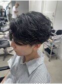 初めてのパーマでも◎ラフで無造作な質感が人気のシャドウパーマ