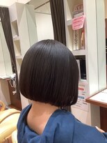 美容室ヒラトヤ 都南店&nbsp;小顔丸み黒髪ゆるふわAラインボブ