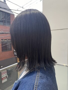 ボブ 外ハネボブ ぱつっとボブ 透明感カラー