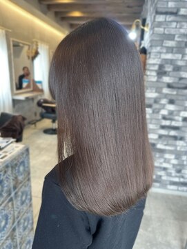 プリームヘアーホワイト(Pleame hair WHITE) グレージュ