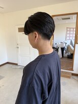 チャコ(cyaco) 刈り上げセンターパート