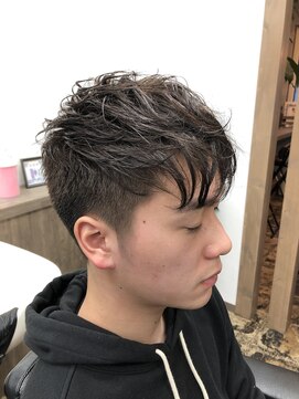 ヘアーコレクション グロース(HAIR COLLECTION Growth) 個性派ツーブロパーマ