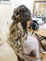ロカット サロン(Roquat Salon) 編み込みハーフアップアレンジ【ヘアアレンジ 立川/立川南/袴】