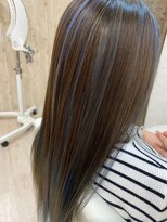 コレロ ヘアー(KORERO hair)&nbsp;メッシュ×ブルー