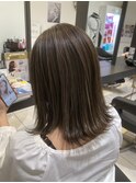 ハイライトベージュ