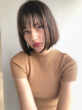 フィル 横浜(fil) 丸みボブ_大人ガーリーダークアッシュ似合わせカット