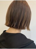 すとんとボブ
