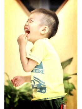 アグニー(Agnii)の写真/お子様同伴でもお得な『親子カット』有◎個室にてお子様連れでもリラックスいただけます♪