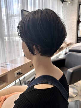 アーロン(aaron) 【サロンワーク】シンプルショートボブ☆
